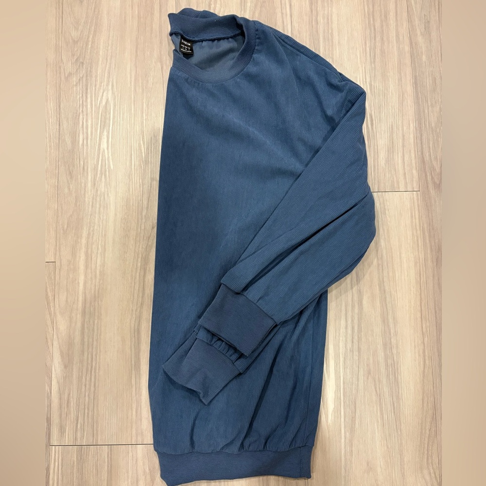 Blue Long Sleeve Crewneck Sweatshirt